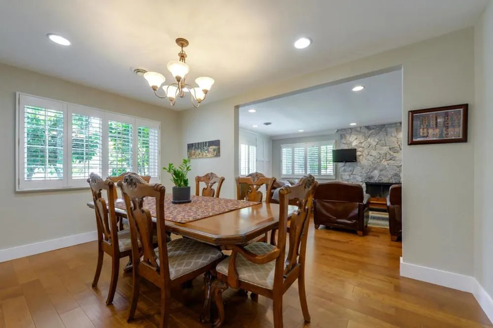 2610 Carson Street Redwood City, CA 94061