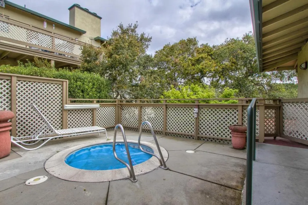 811 Pheasant Ridge Road Del Rey Oaks, CA 93940