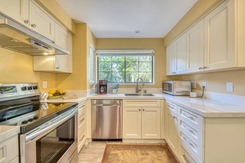 811 Pheasant Ridge Road Del Rey Oaks, CA 93940