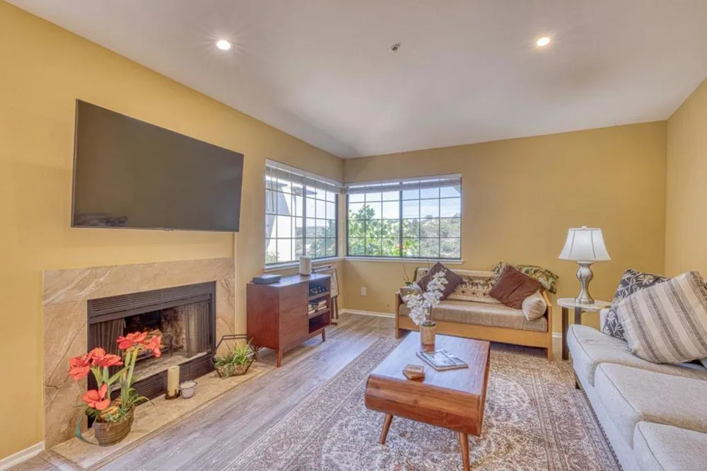 811 Pheasant Ridge Road Del Rey Oaks, CA 93940