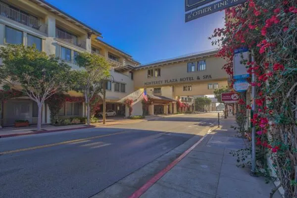 811 Pheasant Ridge Road Del Rey Oaks, CA 93940