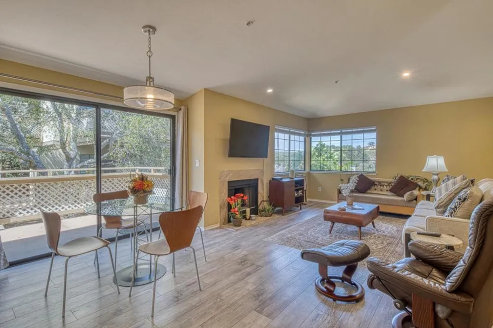 811 Pheasant Ridge Road Del Rey Oaks, CA 93940