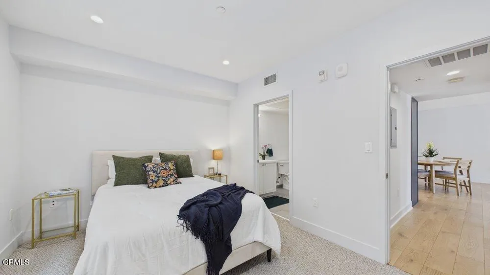 137 S Wilson Avenue #107 Pasadena, CA 91106