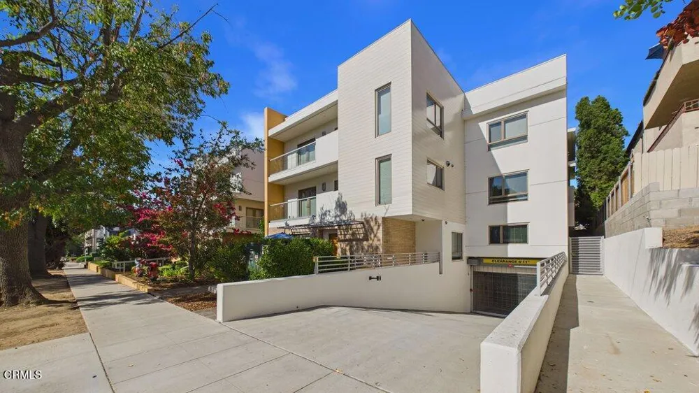 137 S Wilson Avenue #107 Pasadena, CA 91106
