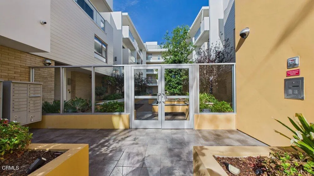 137 S Wilson Avenue #107 Pasadena, CA 91106