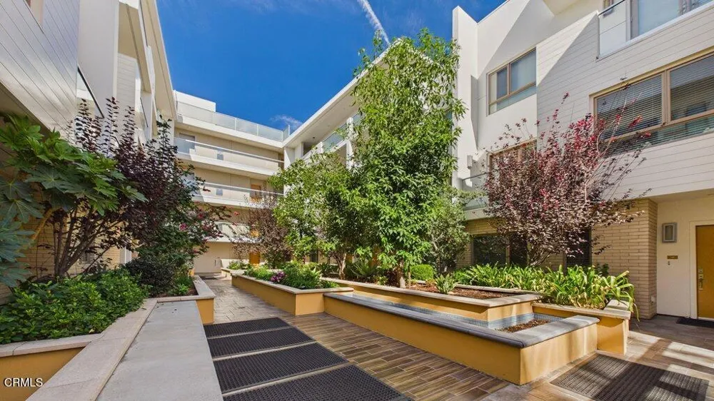137 S Wilson Avenue #107 Pasadena, CA 91106