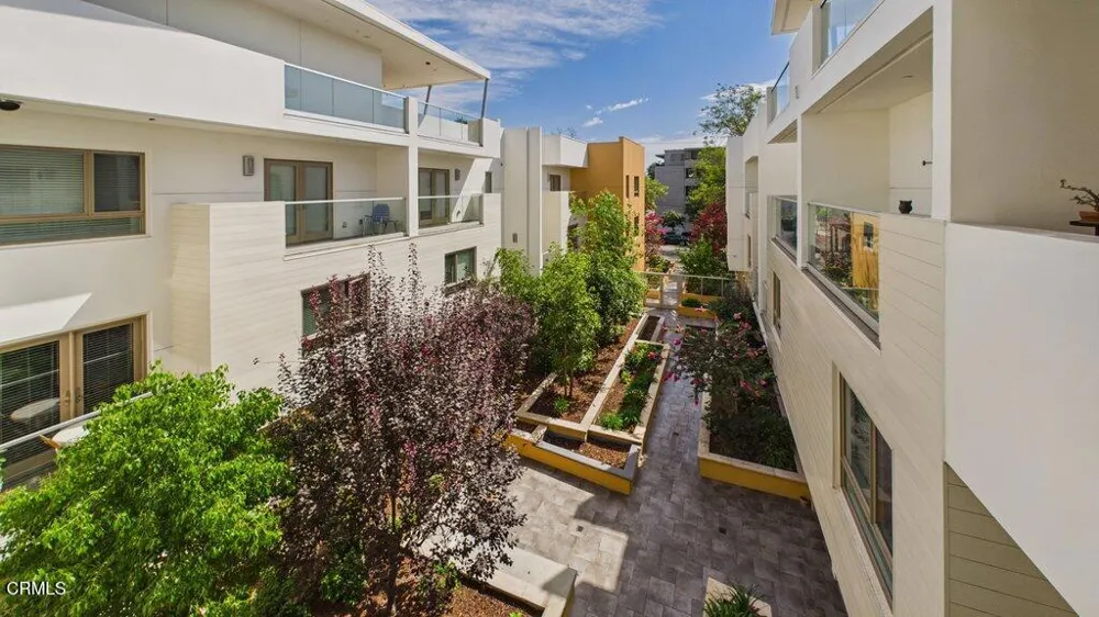 137 S Wilson Avenue #107 Pasadena, CA 91106