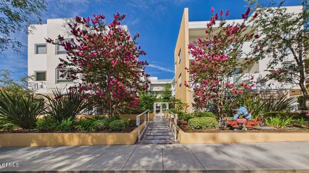 137 S Wilson Avenue #107 Pasadena, CA 91106
