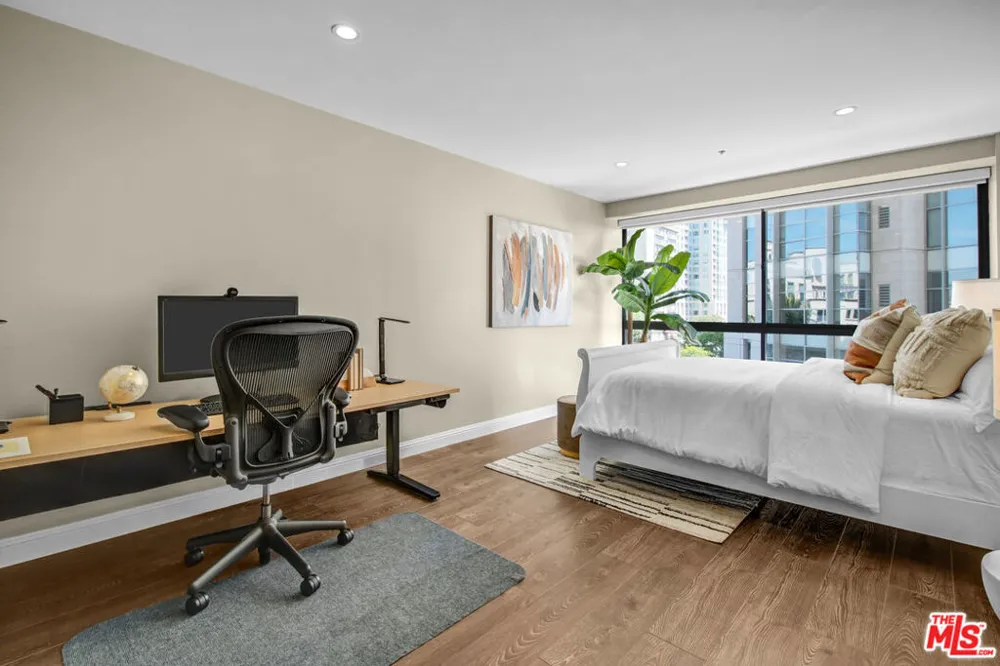 10790 Wilshire Boulevard #404 Los Angeles, CA 90024
