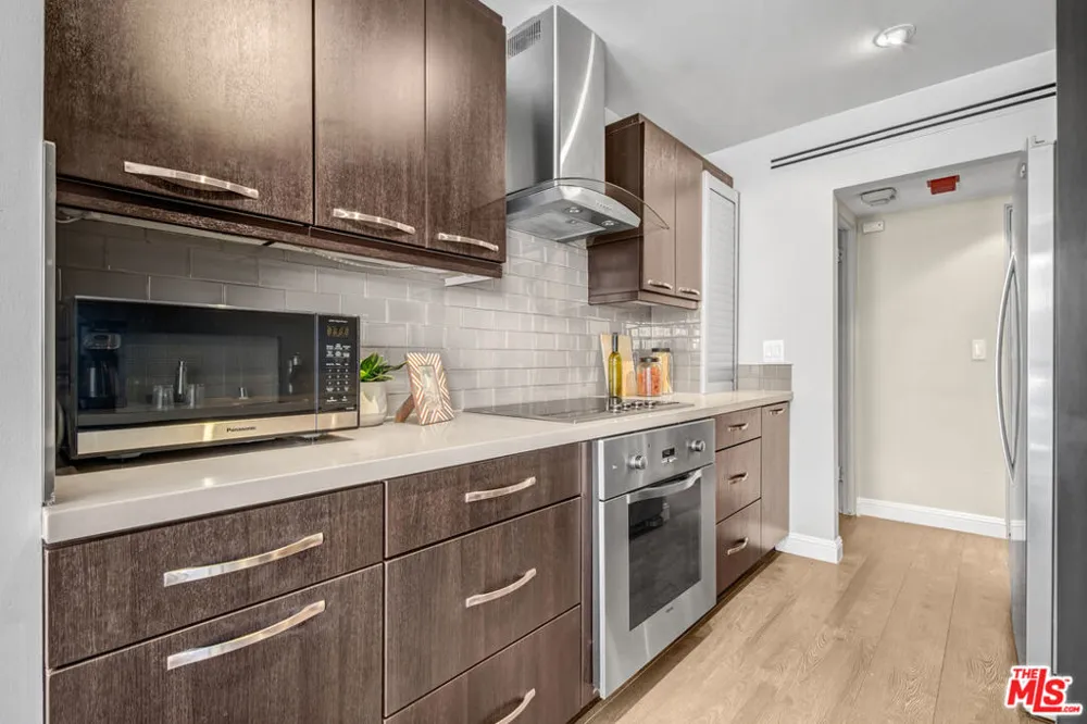 10790 Wilshire Boulevard #404 Los Angeles, CA 90024