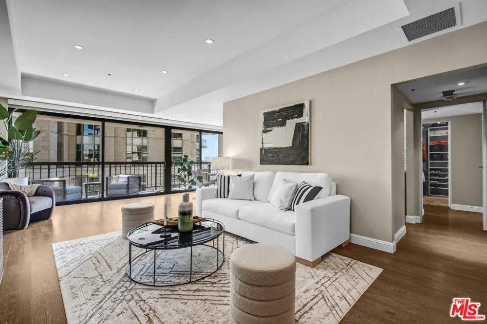 10790 Wilshire Boulevard #404 Los Angeles, CA 90024