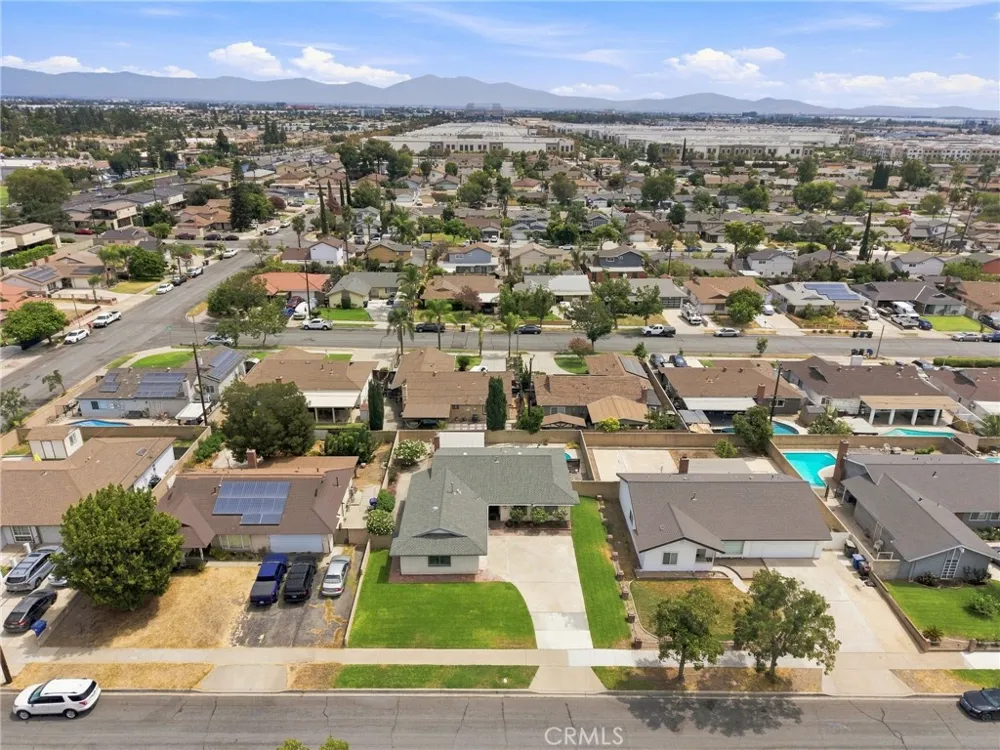 1008 Merced Ontario, CA 91764