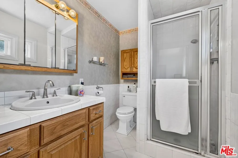 5702 Stever Court Culver City, CA 90230