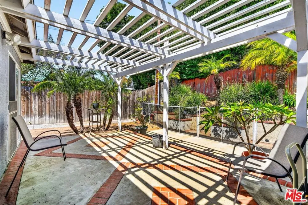 5702 Stever Court Culver City, CA 90230