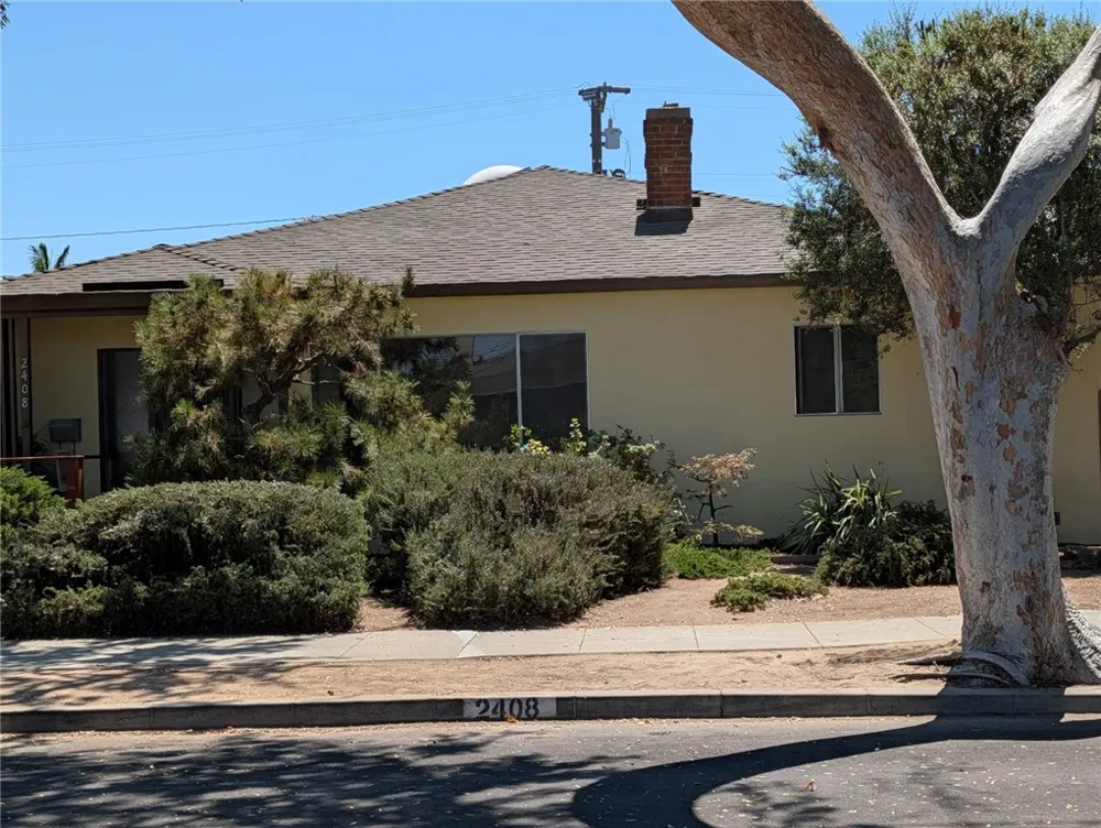 2408 W 157th Gardena, CA 90249