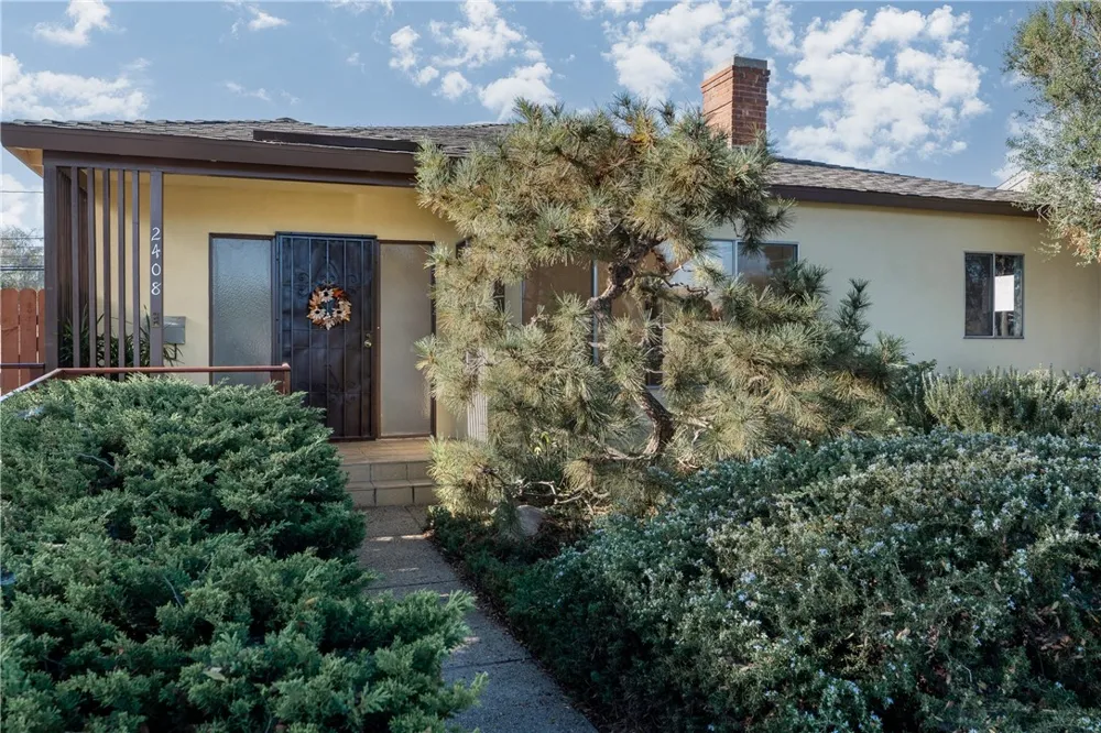 2408 W 157th Gardena, CA 90249