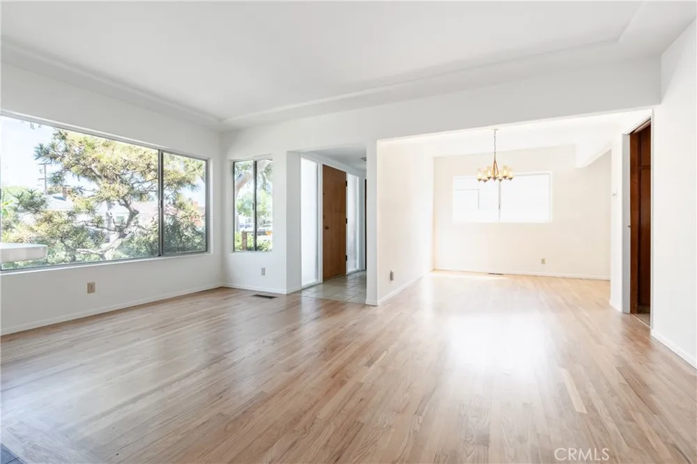 2408 W 157th Gardena, CA 90249
