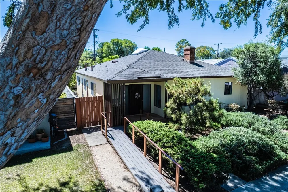2408 W 157th Gardena, CA 90249