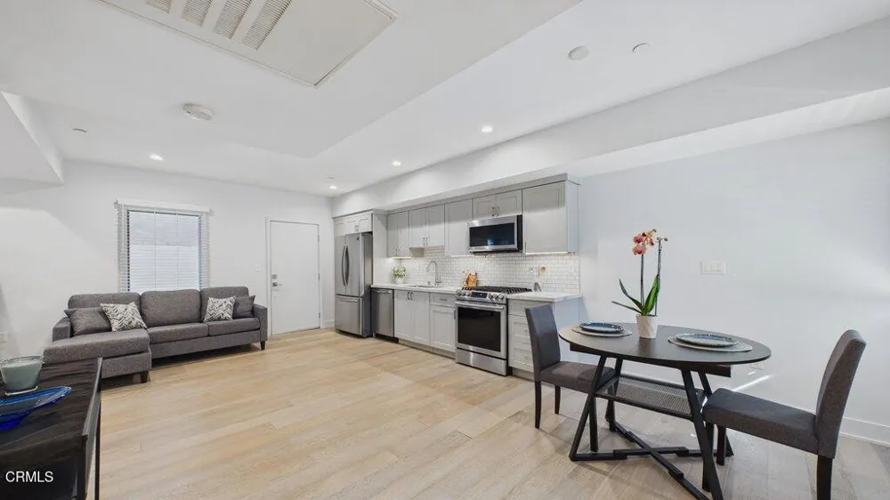 137 S Wilson Avenue #106 Pasadena, CA 91106