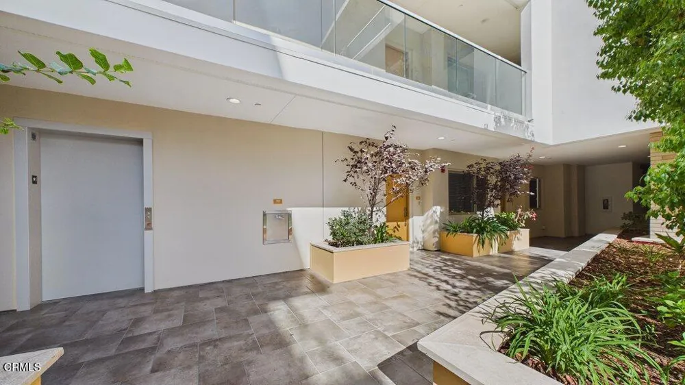 137 S Wilson Avenue #106 Pasadena, CA 91106