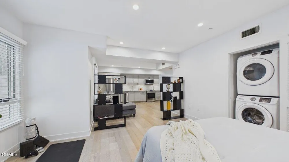 137 S Wilson Avenue #106 Pasadena, CA 91106