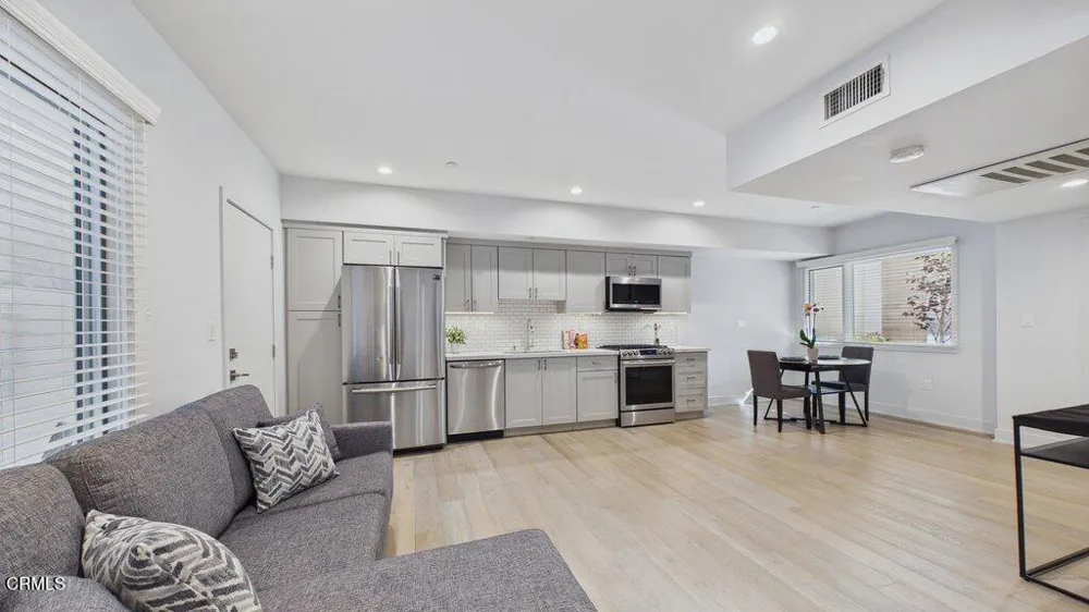 137 S Wilson Avenue #106 Pasadena, CA 91106