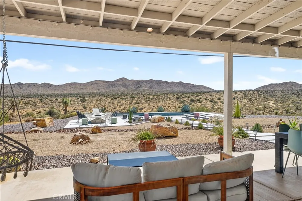 8997 Hermosa Avenue Yucca Valley, CA 92284