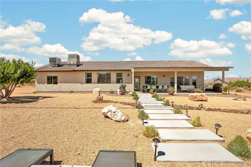 8997 Hermosa Avenue Yucca Valley, CA 92284