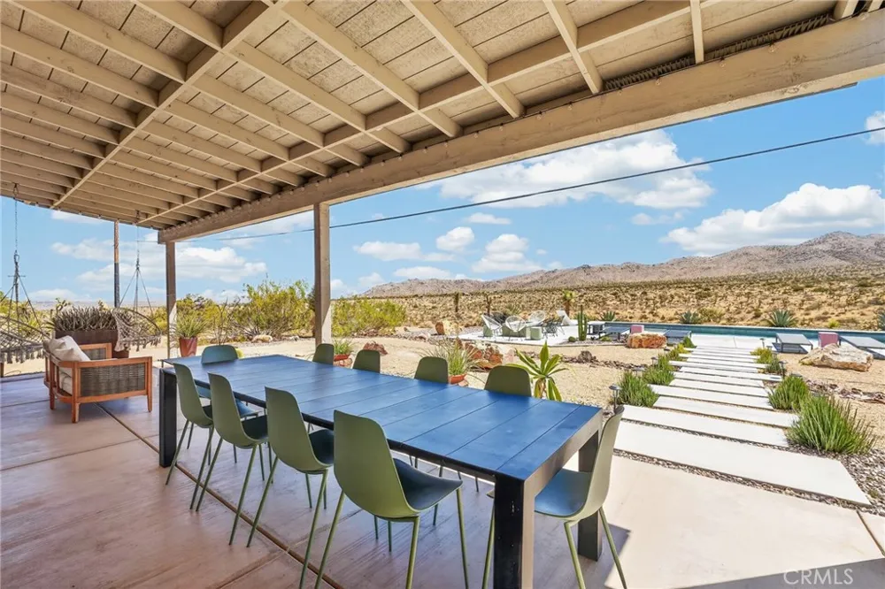 8997 Hermosa Avenue Yucca Valley, CA 92284