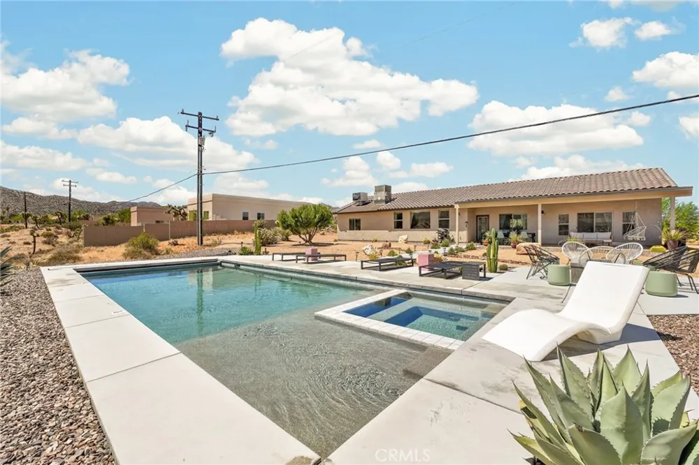8997 Hermosa Avenue Yucca Valley, CA 92284