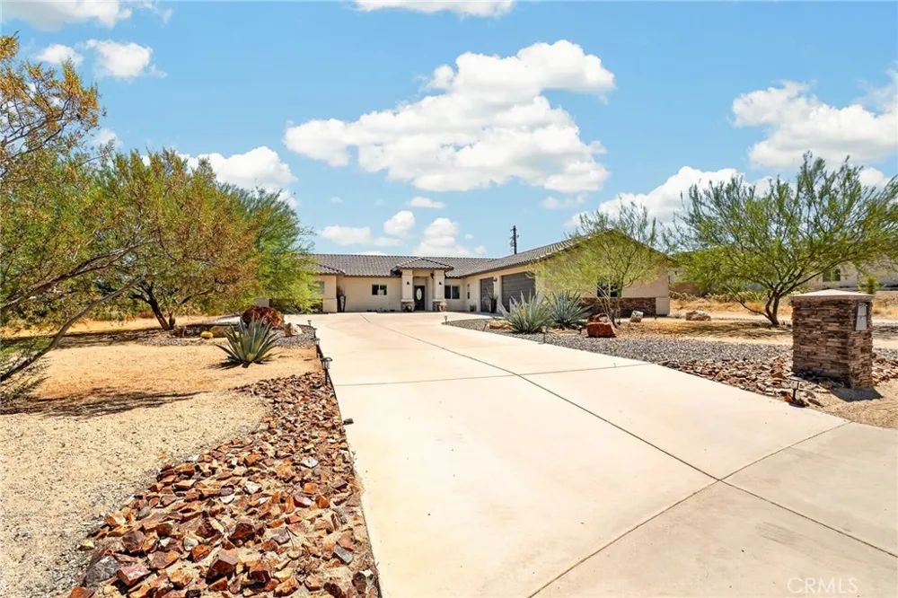 8997 Hermosa Avenue Yucca Valley, CA 92284