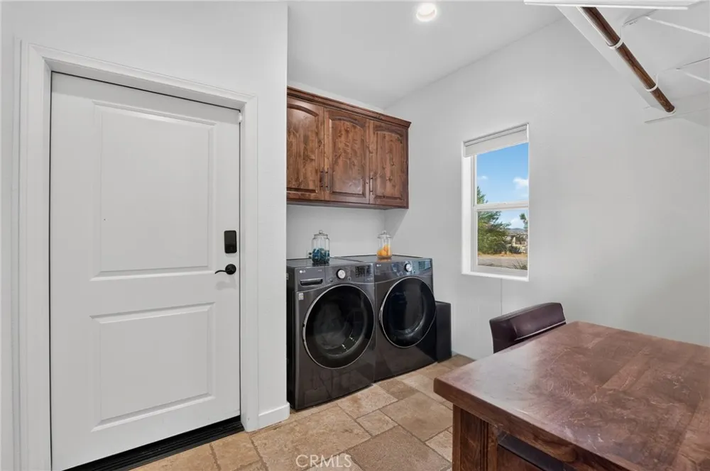 8997 Hermosa Avenue Yucca Valley, CA 92284