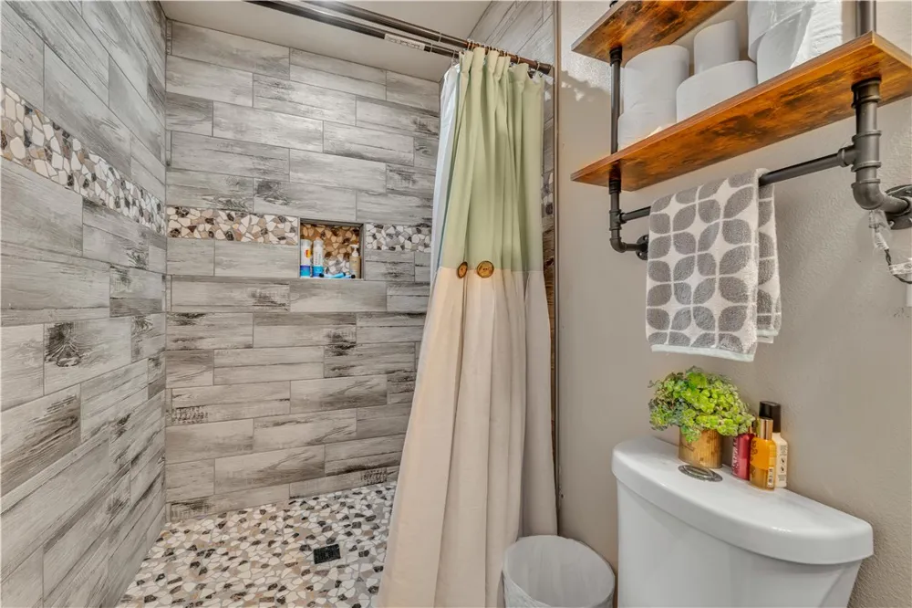 1813 Zermatt Drive Pine Mountain Club, CA 93222