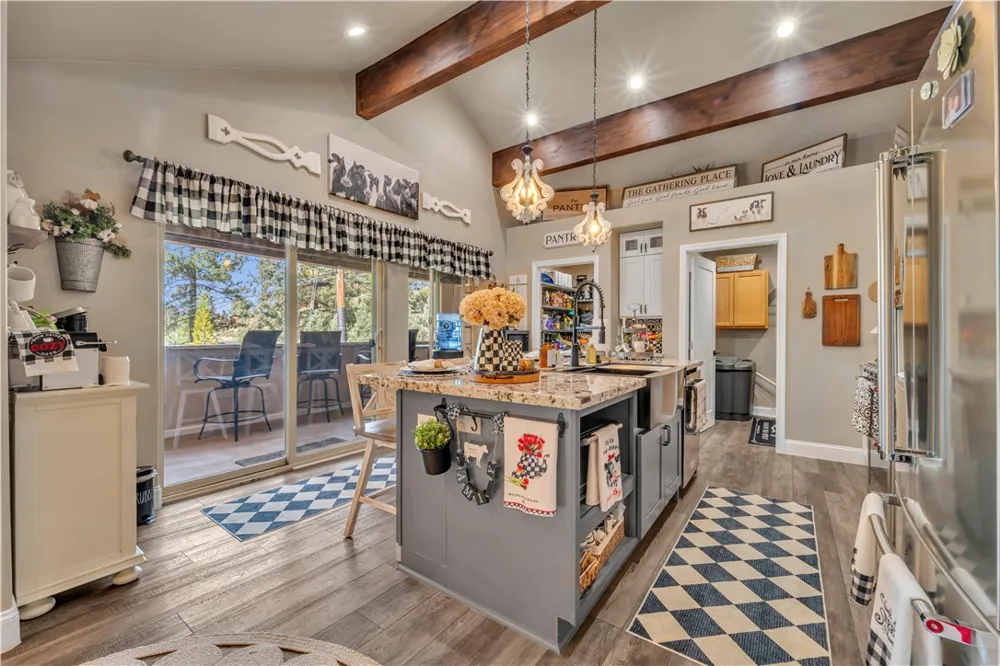 1813 Zermatt Drive Pine Mountain Club, CA 93222