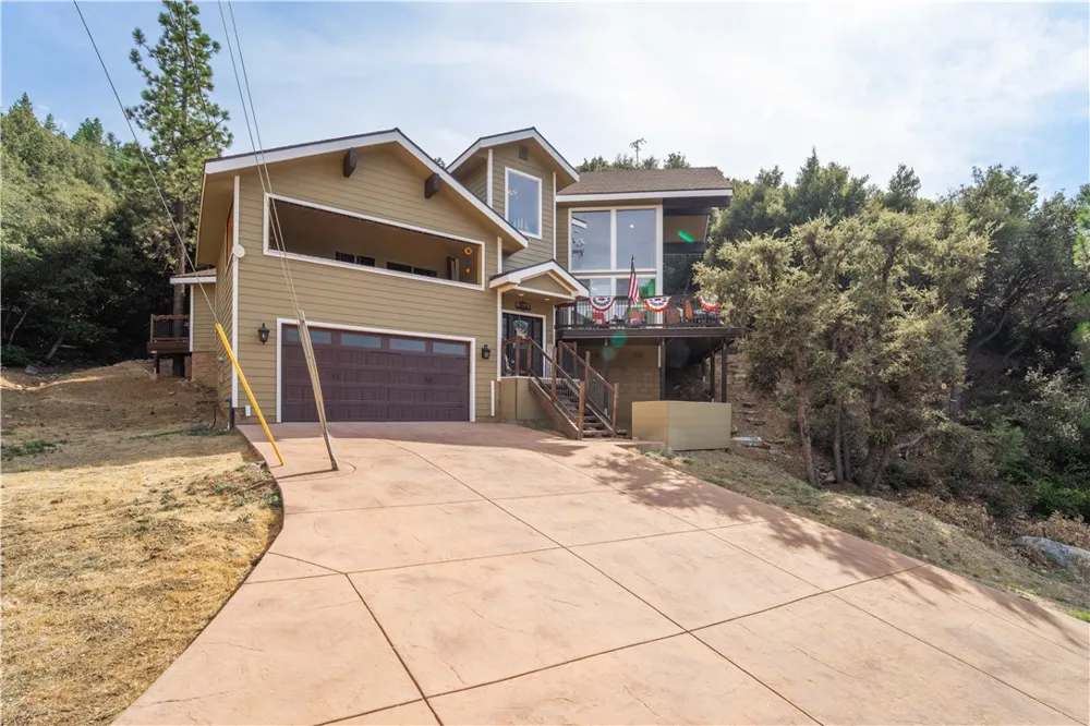 1813 Zermatt Drive Pine Mountain Club, CA 93222