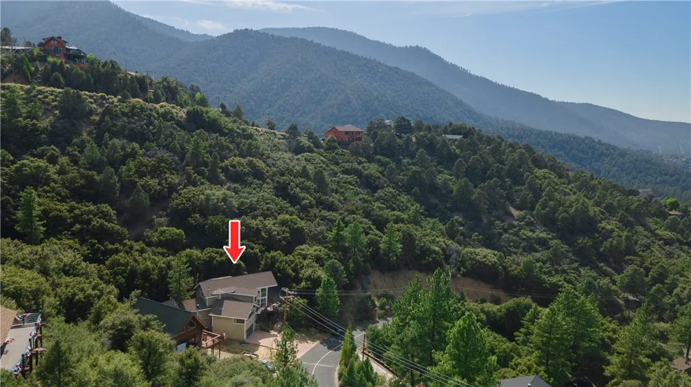1813 Zermatt Drive Pine Mountain Club, CA 93222