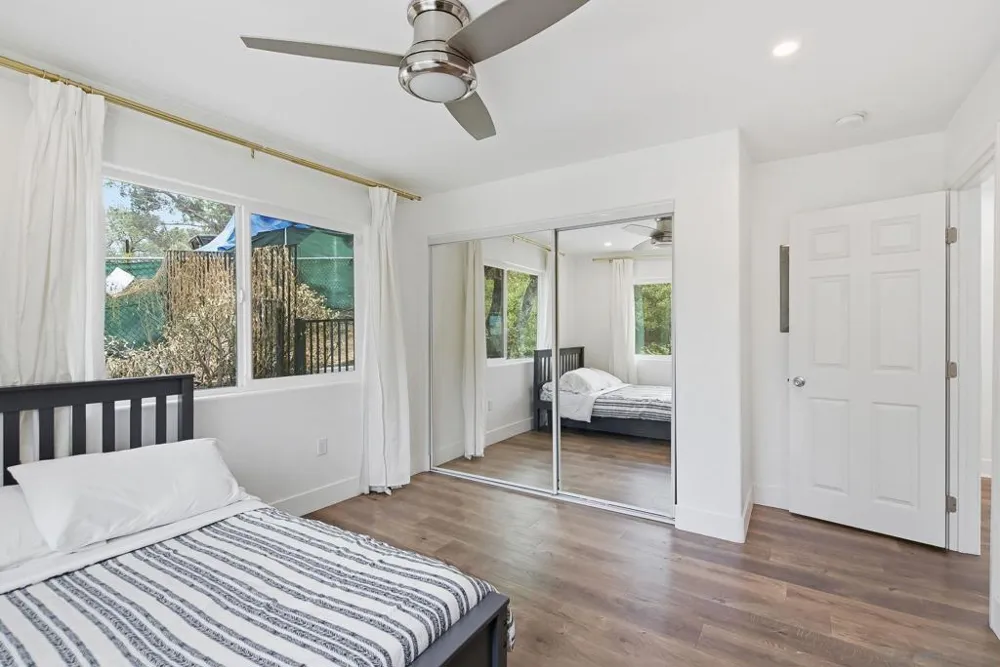 10243 Canyon Escondido, CA 92026