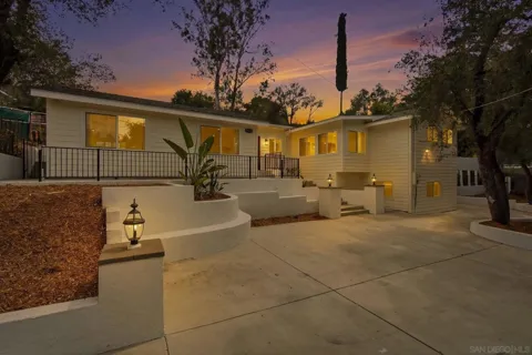 10243 Canyon