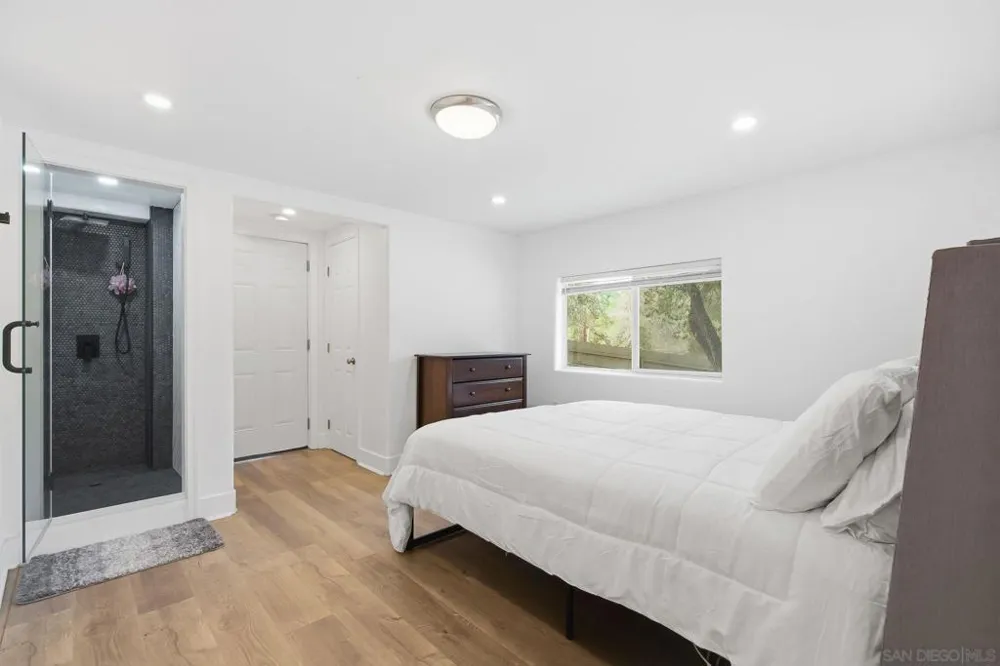10243 Canyon Escondido, CA 92026