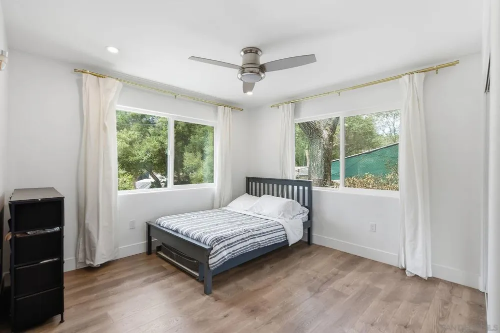 10243 Canyon Escondido, CA 92026