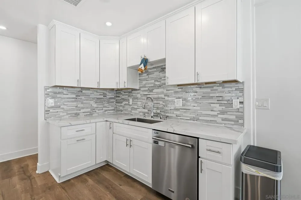 10243 Canyon Escondido, CA 92026