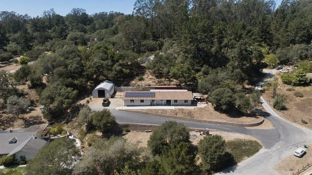 819 Lewis Road Royal Oaks, CA 95076