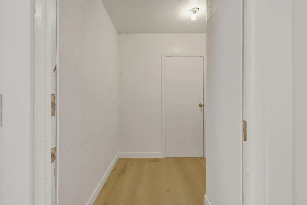 819 Lewis Road Royal Oaks, CA 95076