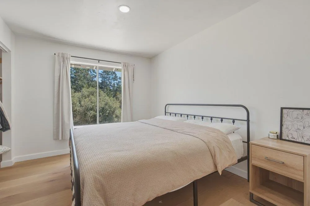 819 Lewis Road Royal Oaks, CA 95076