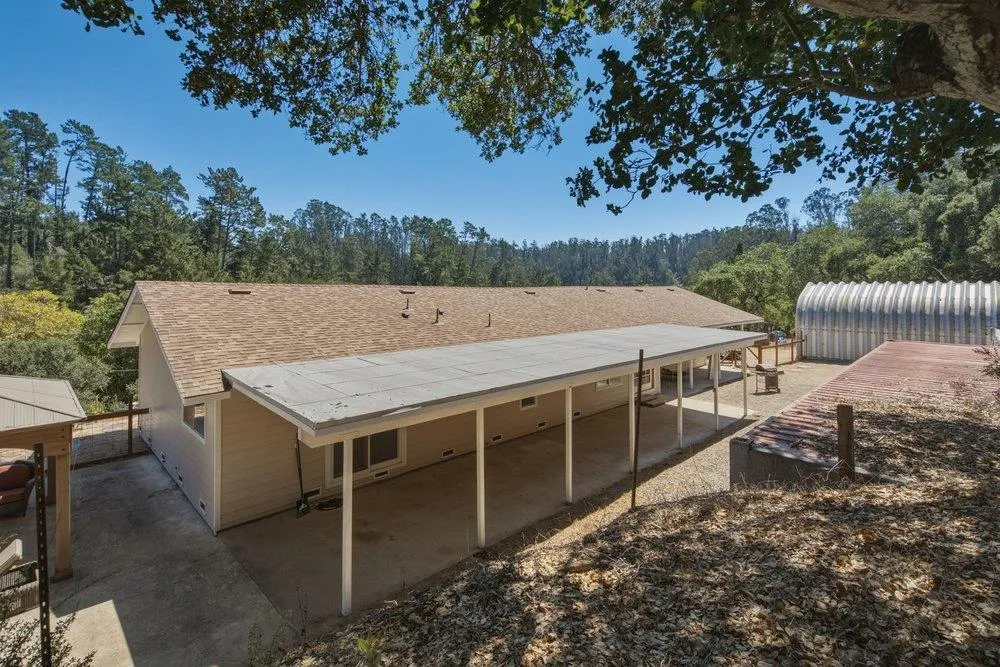 819 Lewis Road Royal Oaks, CA 95076