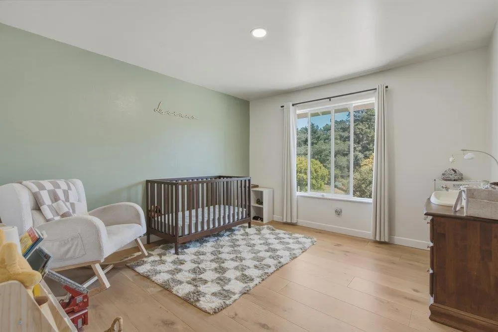 819 Lewis Road Royal Oaks, CA 95076