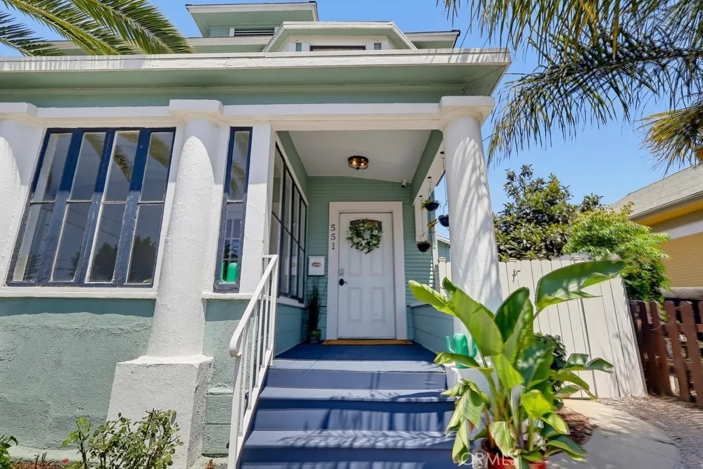 551 W 8th Street Long Beach, CA 90813