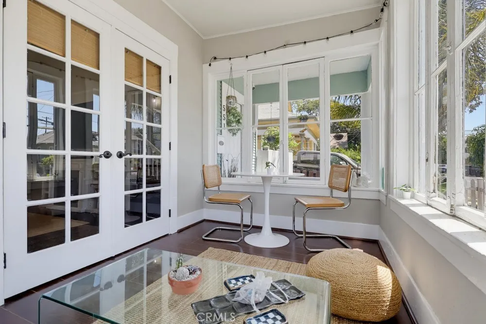 551 W 8th Street Long Beach, CA 90813