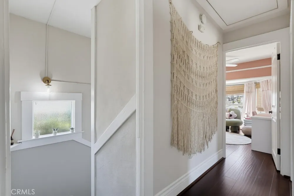 551 W 8th Street Long Beach, CA 90813