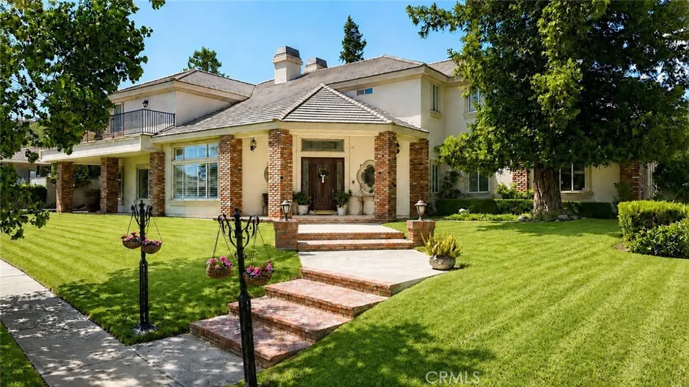 1675 Quince Way Upland, CA 91784